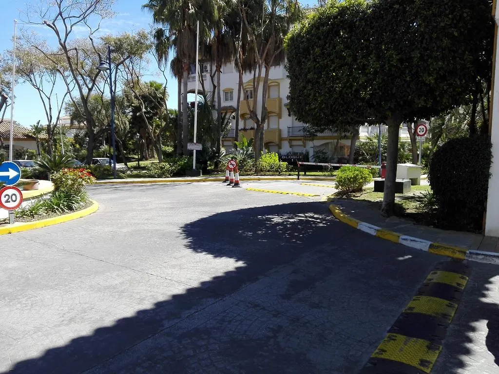 Apartament Atico Marbella Puerto Banus Hiszpania